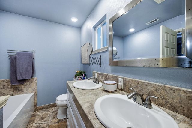 2221 S Akers Street, Visalia, CA 93277