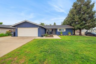 2221 S Akers Street, Visalia, CA 93277