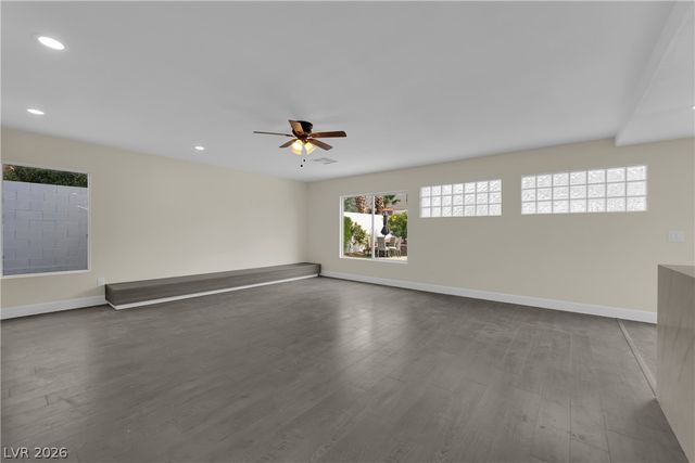 8300 Antler Ridge Avenue, Las Vegas, NV 89149