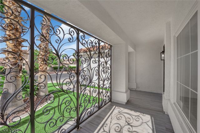 8300 Antler Ridge Avenue, Las Vegas, NV 89149