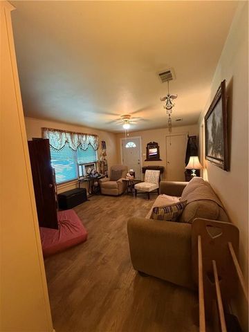 116 WALKER Drive, Pineville, LA 71360