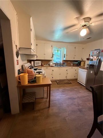 116 WALKER Drive, Pineville, LA 71360