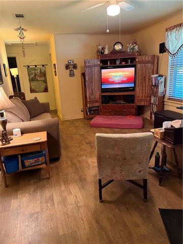 116 WALKER Drive, Pineville, LA 71360