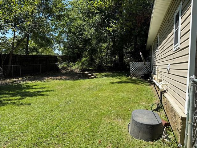 116 WALKER Drive, Pineville, LA 71360