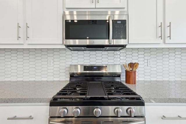 2200 Stagecoach Rd, Patterson, CA 95363