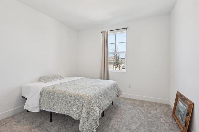 2200 Stagecoach Rd, Patterson, CA 95363