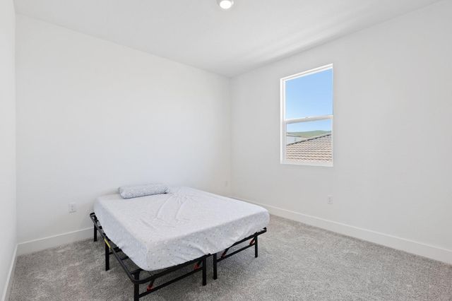 2200 Stagecoach Rd, Patterson, CA 95363