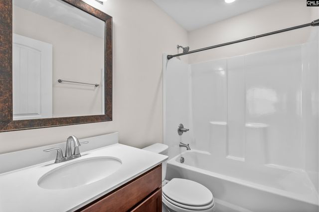 712 N Pinewalk Way, Elgin, SC 29045