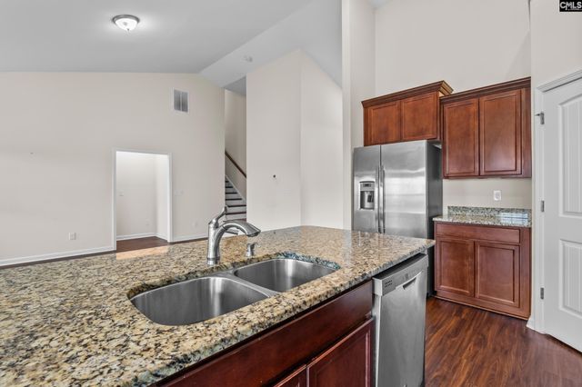 712 N Pinewalk Way, Elgin, SC 29045