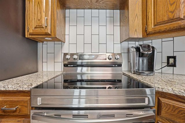 3006 NE Heritage Dr, Lawton, OK 73507