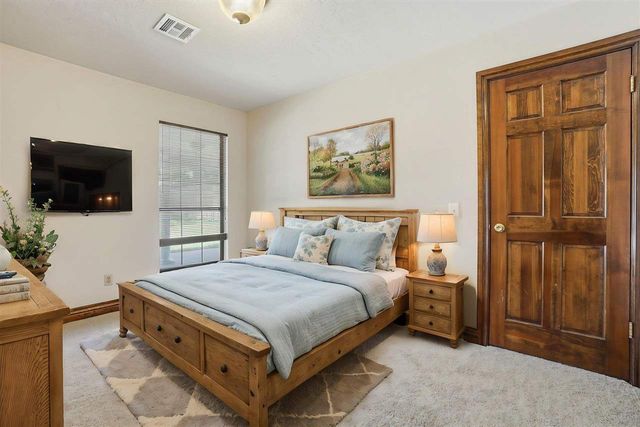 3006 NE Heritage Dr, Lawton, OK 73507