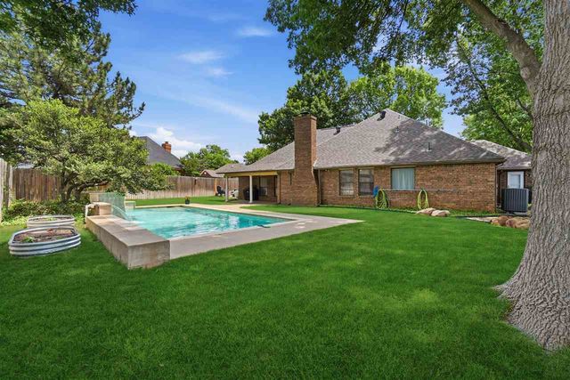 3006 NE Heritage Dr, Lawton, OK 73507