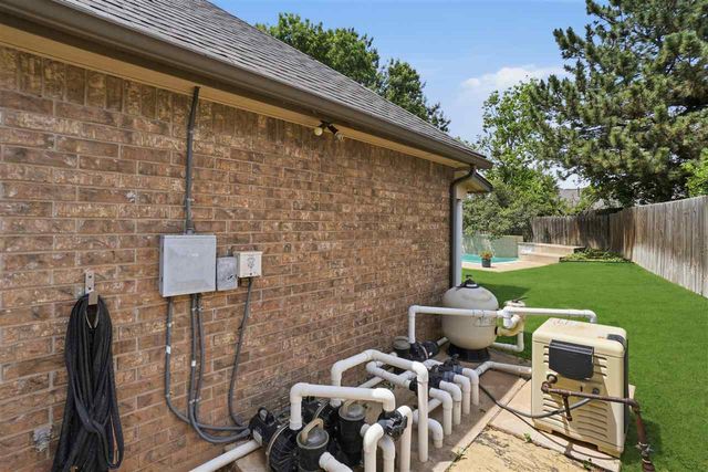 3006 NE Heritage Dr, Lawton, OK 73507
