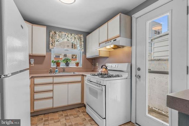 140 SIGEL ST, Philadelphia, PA 19148