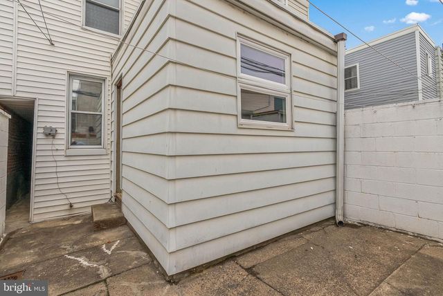 140 SIGEL ST, Philadelphia, PA 19148