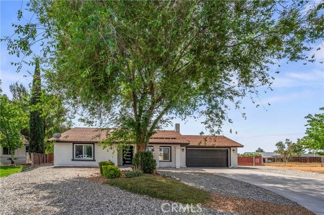 13875 Stage Coach Cir., Victorville, CA 92392