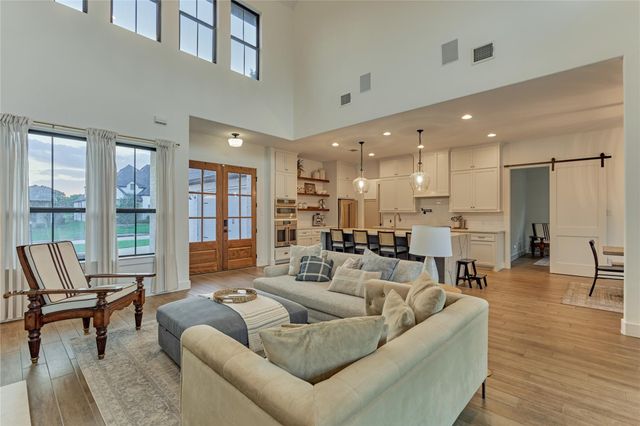 50 Naples Lane, Montgomery, TX 77356