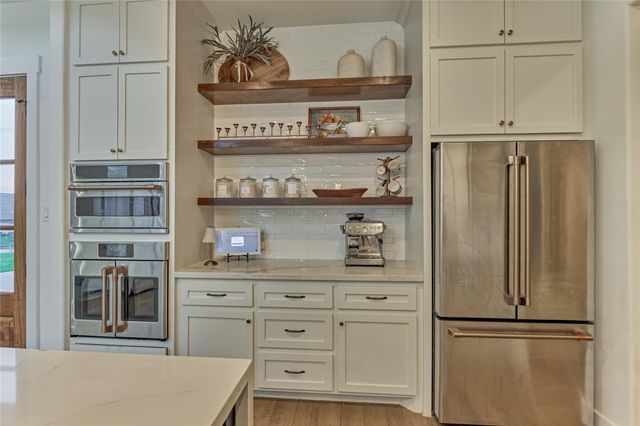 50 Naples Lane, Montgomery, TX 77356