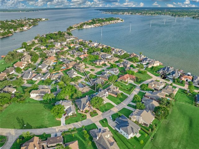 50 Naples Lane, Montgomery, TX 77356