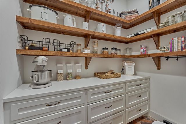 50 Naples Lane, Montgomery, TX 77356