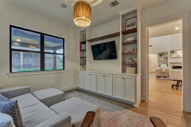 50 Naples Lane, Montgomery, TX 77356