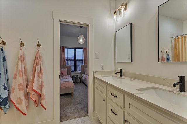 50 Naples Lane, Montgomery, TX 77356