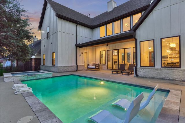 50 Naples Lane, Montgomery, TX 77356