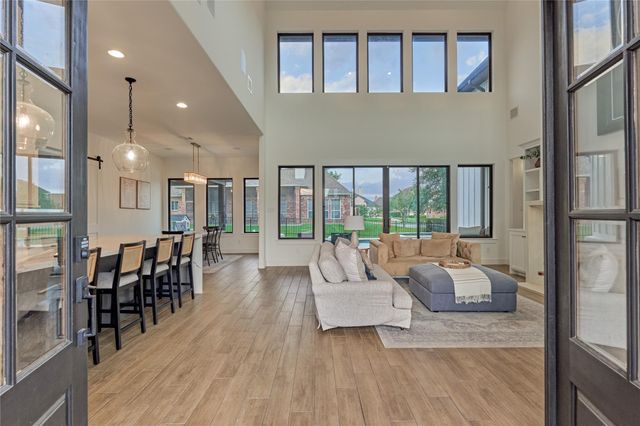 50 Naples Lane, Montgomery, TX 77356