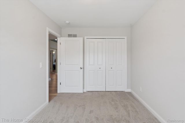 48270 Applegrove Lane, New Baltimore, MI 48051