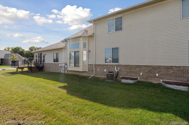48270 Applegrove Lane, New Baltimore, MI 48051