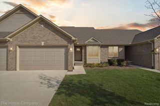 48270 Applegrove Lane, New Baltimore, MI 48051