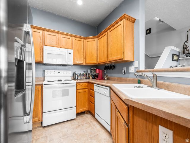 1574 W CALAIS CT, West Valley City, UT 84119