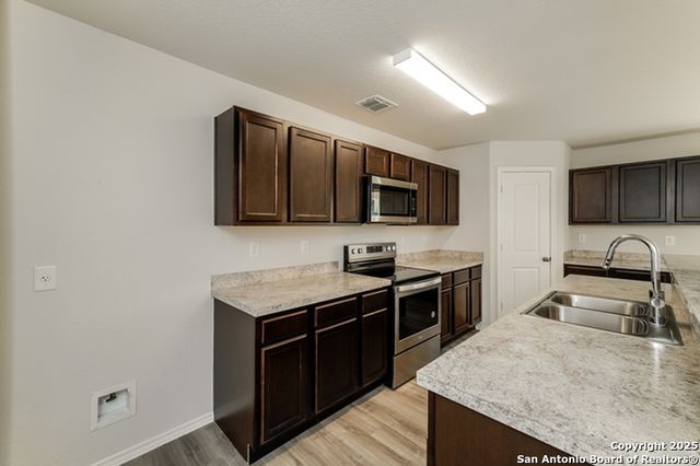 5218 Jade Crossing, San Antonio, TX 78223