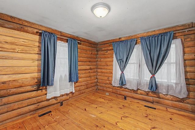 37 Premo Road, Roxbury, VT 05669