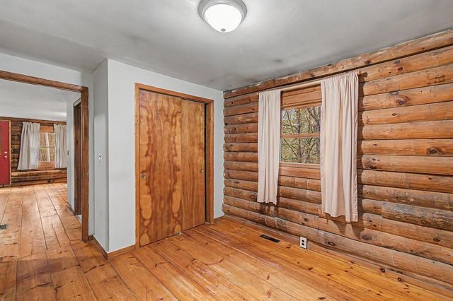 37 Premo Road, Roxbury, VT 05669