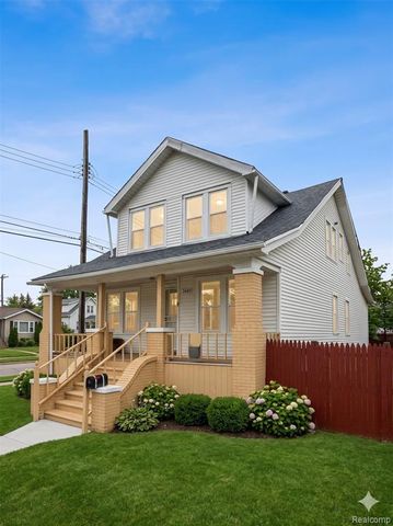 3860 Gaylord Street, Hamtramck, MI 48212