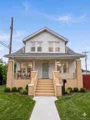 3860 Gaylord Street, Hamtramck, MI 48212