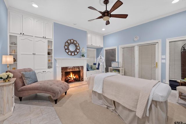 6401 Hollytree Circle, Tyler, TX 75703