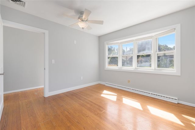 7 Namquid Drive, Middletown, RI 02842
