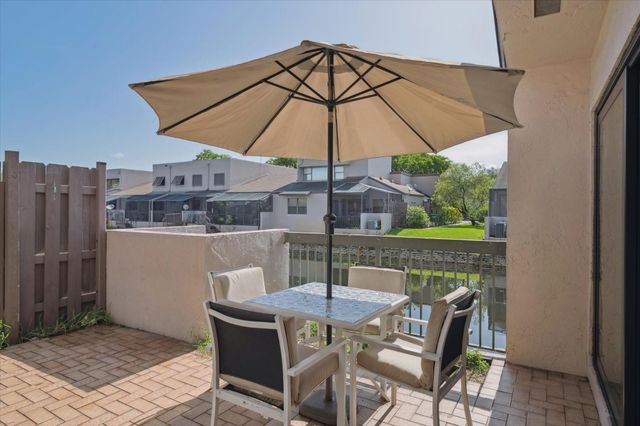 1237 NW 123rd Ter, Pembroke Pines, FL 33026