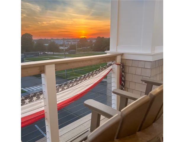 174 Renfrew Avenue 2, Middletown, RI 02842
