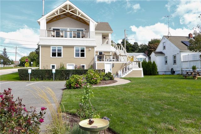 174 Renfrew Avenue 2, Middletown, RI 02842