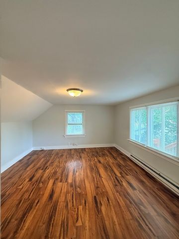 705 North Avenue Upper, Aurora, IL 60505