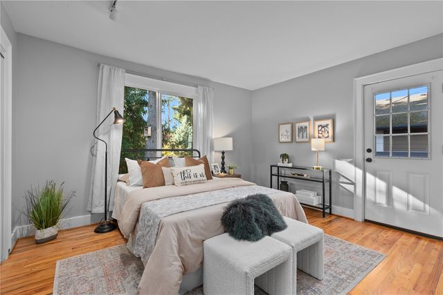 12305 14th Avenue NE, Seattle, WA 98125