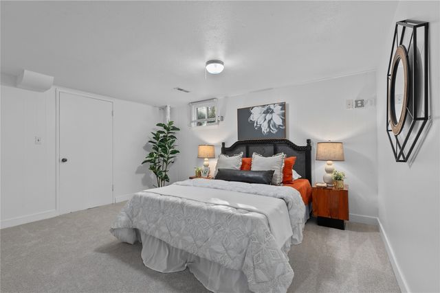 12305 14th Avenue NE, Seattle, WA 98125