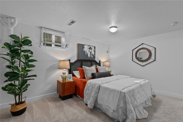 12305 14th Avenue NE, Seattle, WA 98125