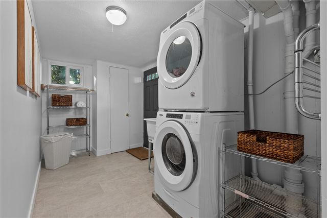 12305 14th Avenue NE, Seattle, WA 98125