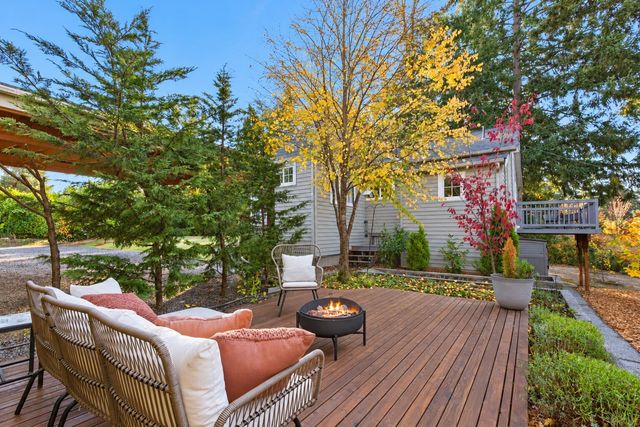 12305 14th Avenue NE, Seattle, WA 98125