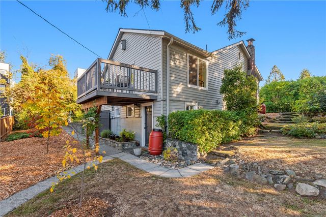 12305 14th Avenue NE, Seattle, WA 98125