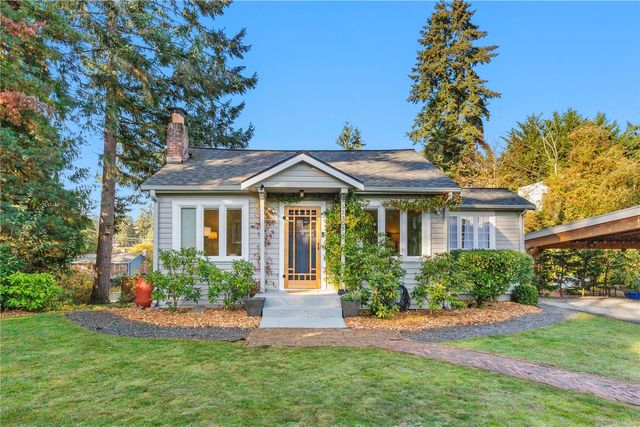 12305 14th Avenue NE, Seattle, WA 98125